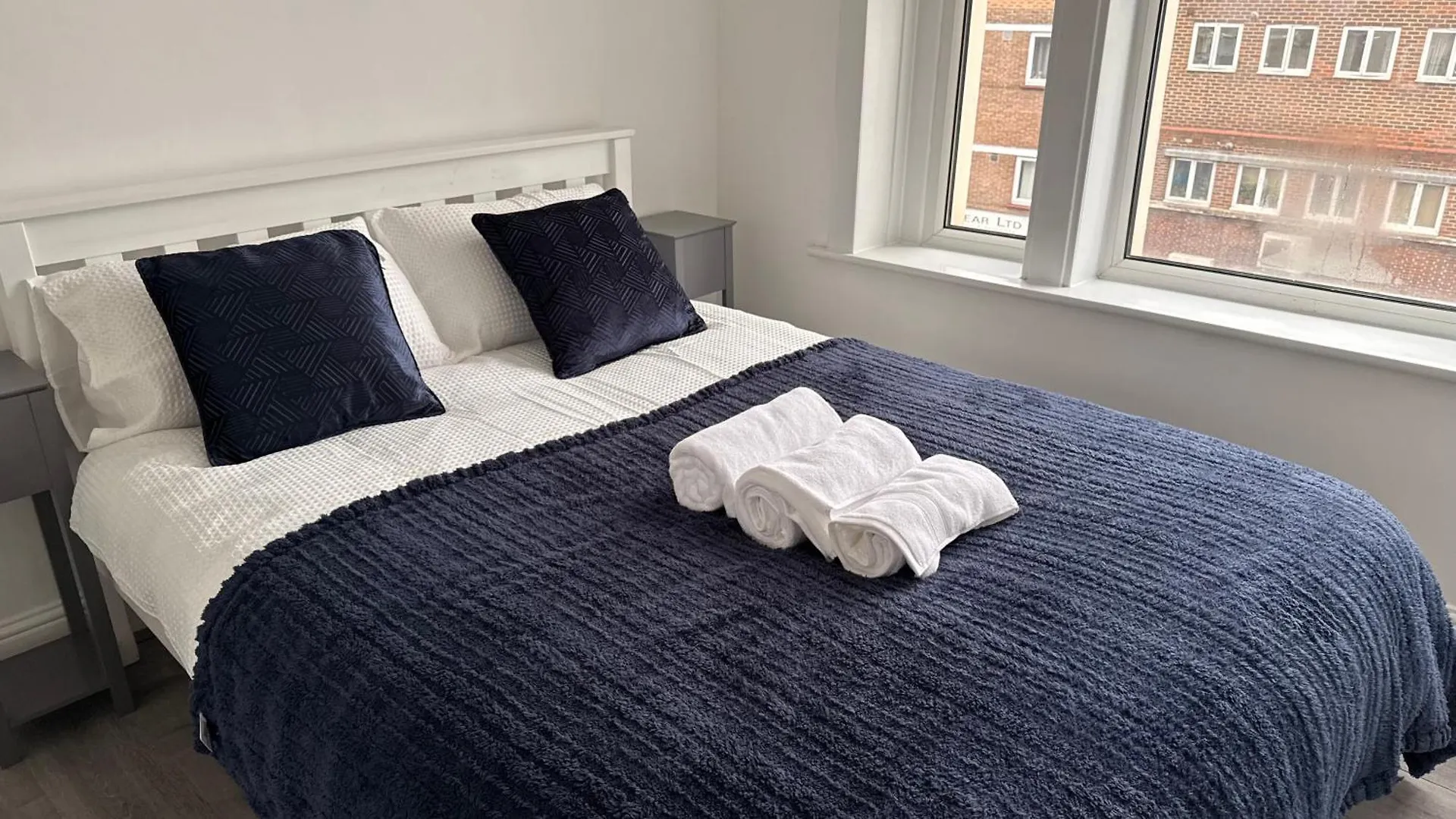 Brick Lane Modern 2 Bedroom Appartment London